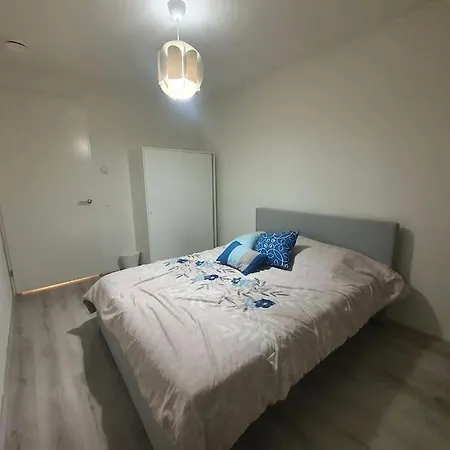 Apartment Cool Tower *